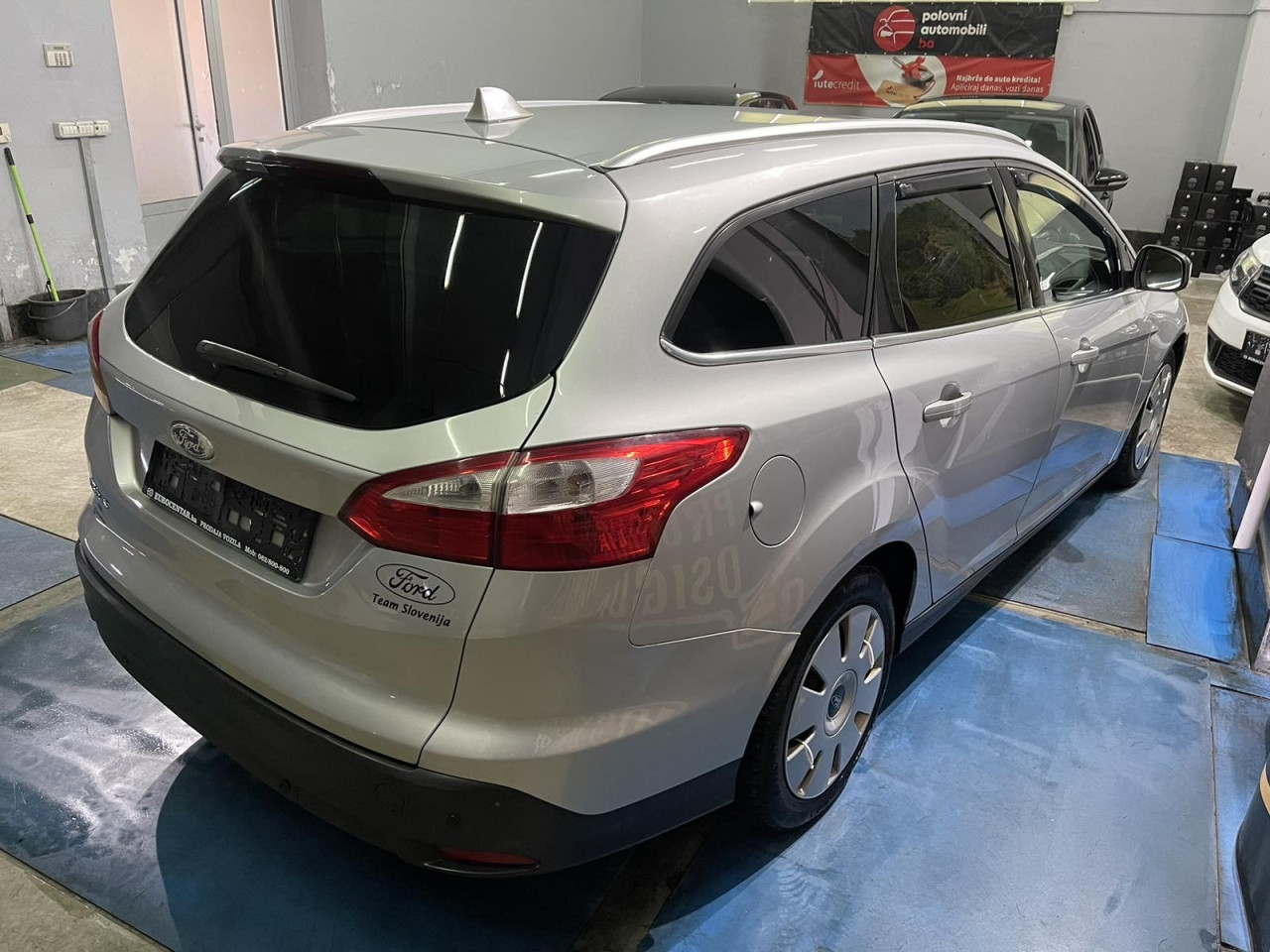 FORD FOCUS 1.6 TDCI, 2011 GOD, 1 VLASNIK,2 KLJUCA