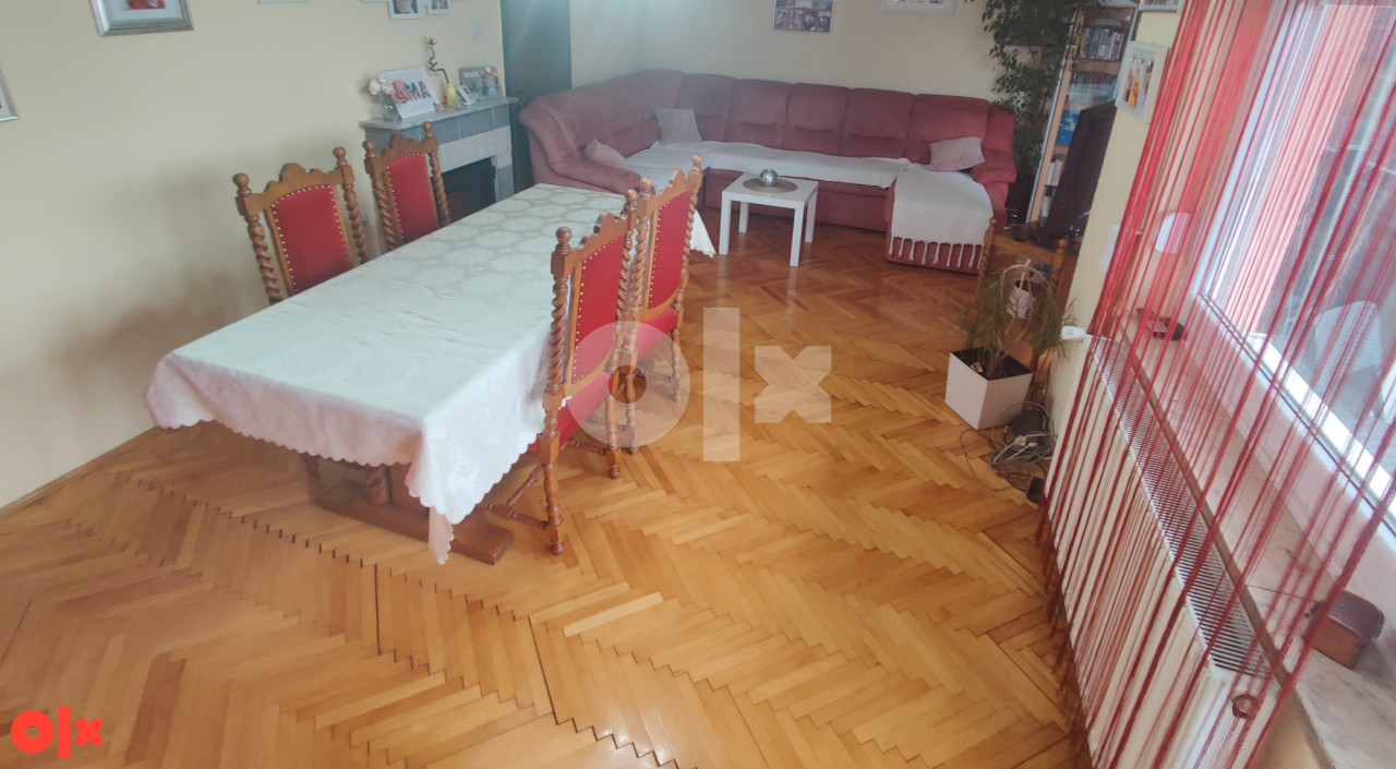 Kuća Gradiška, Granični prelaz 15