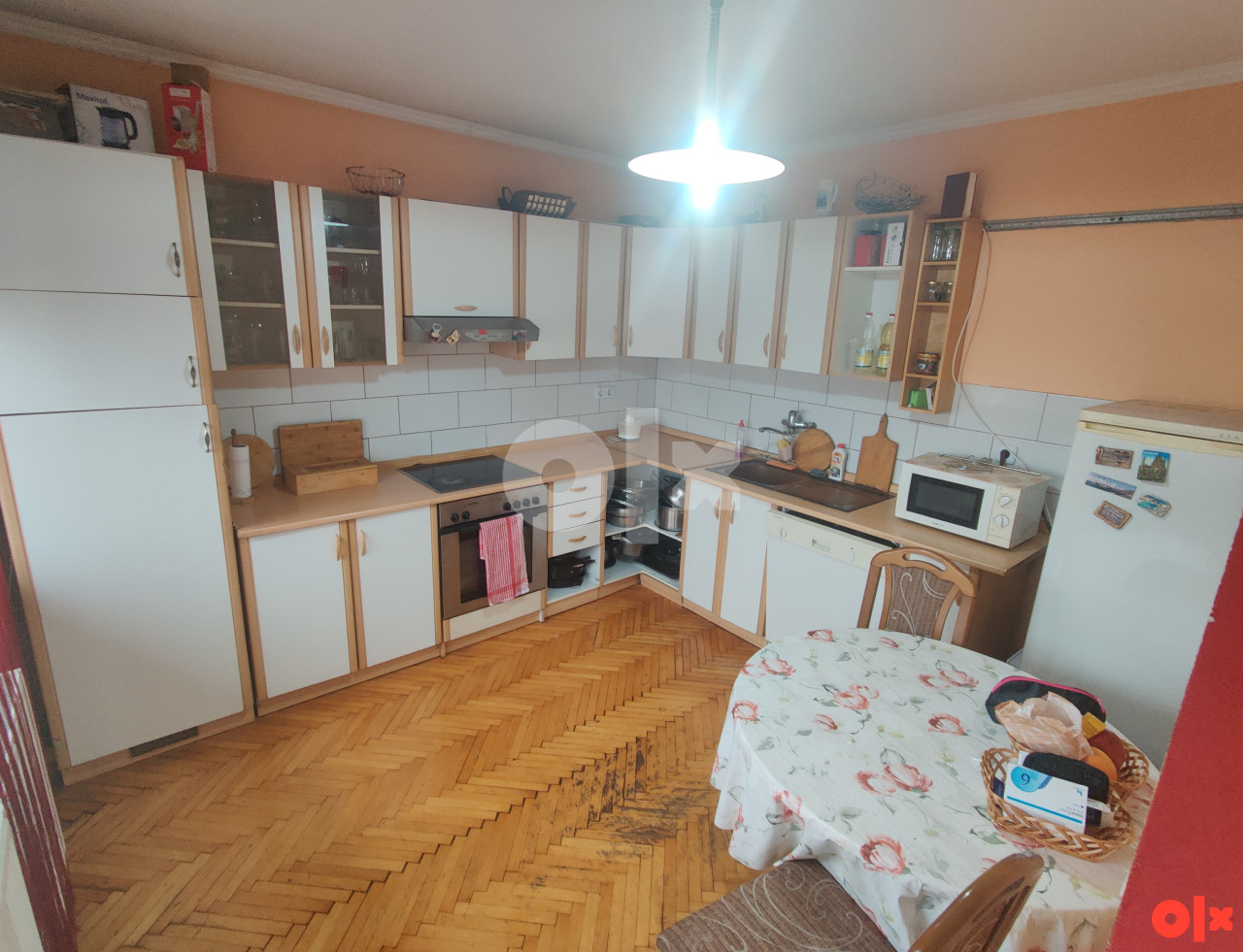 Kuća Gradiška, Granični prelaz 16