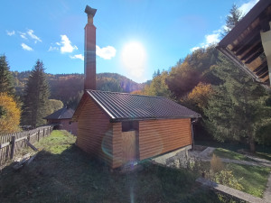 AURA/ Poslovni objekat sa termalnom vodom pored rijeke photo 4