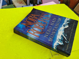 Nebo nad montanom - Nora Roberts