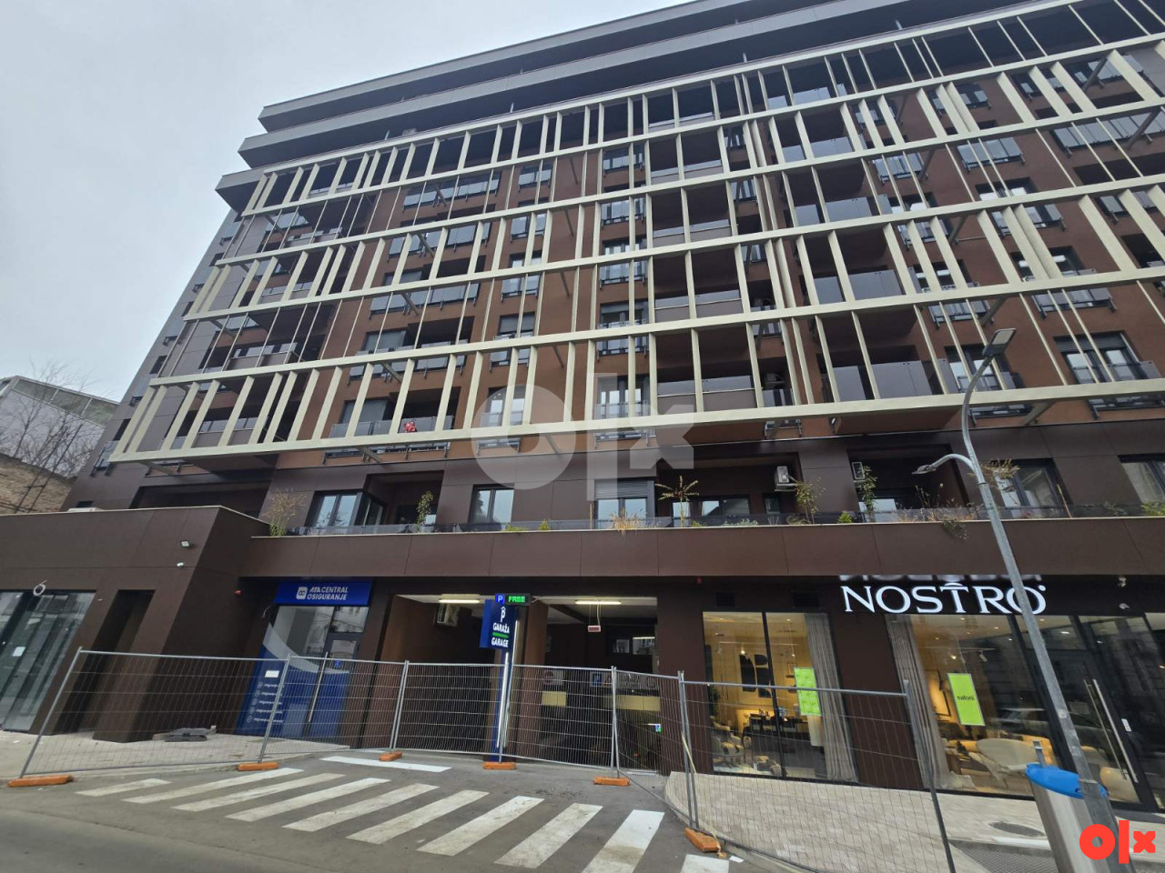 USELJIV Trosoban stan 80m2 Palata UPOTREBNA DOZVOLA