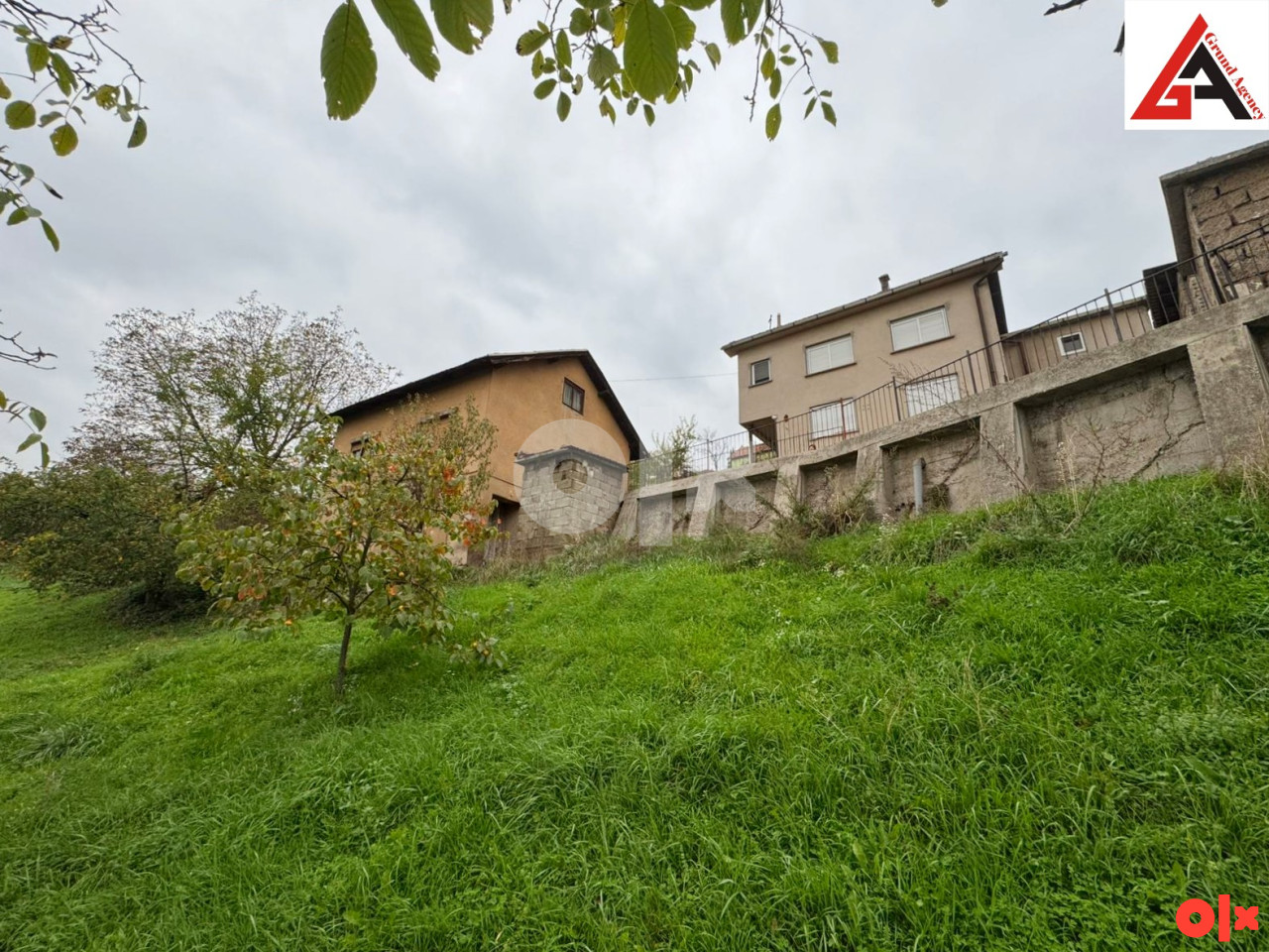 Kuća  230 m2 sa 6832 m2 okućnice - Zenica 14