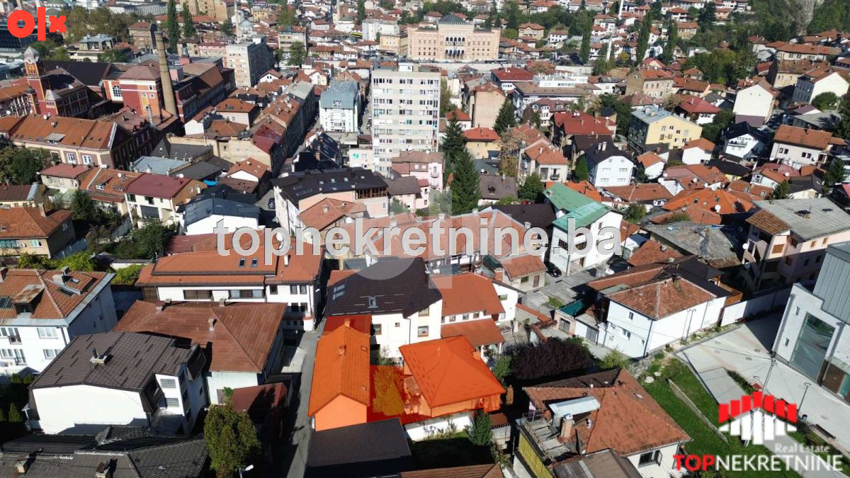 Dvije kuće na parceli od 266m2, Bistrik