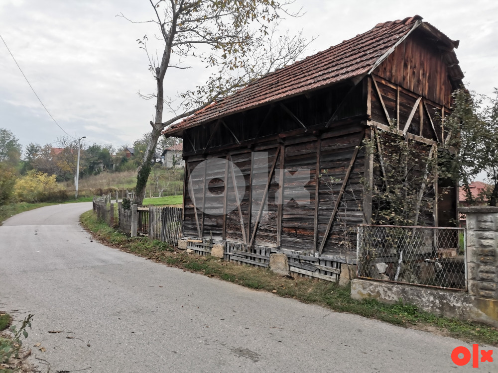 Drvena MAGAZA stara oko 65 godina u dobrom stanju. 3