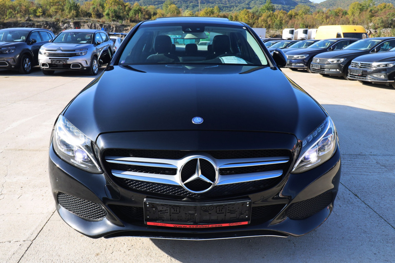 Mercedes-Benz C 220 D 4Matic Avantgarde FULL-LED el. Šiber