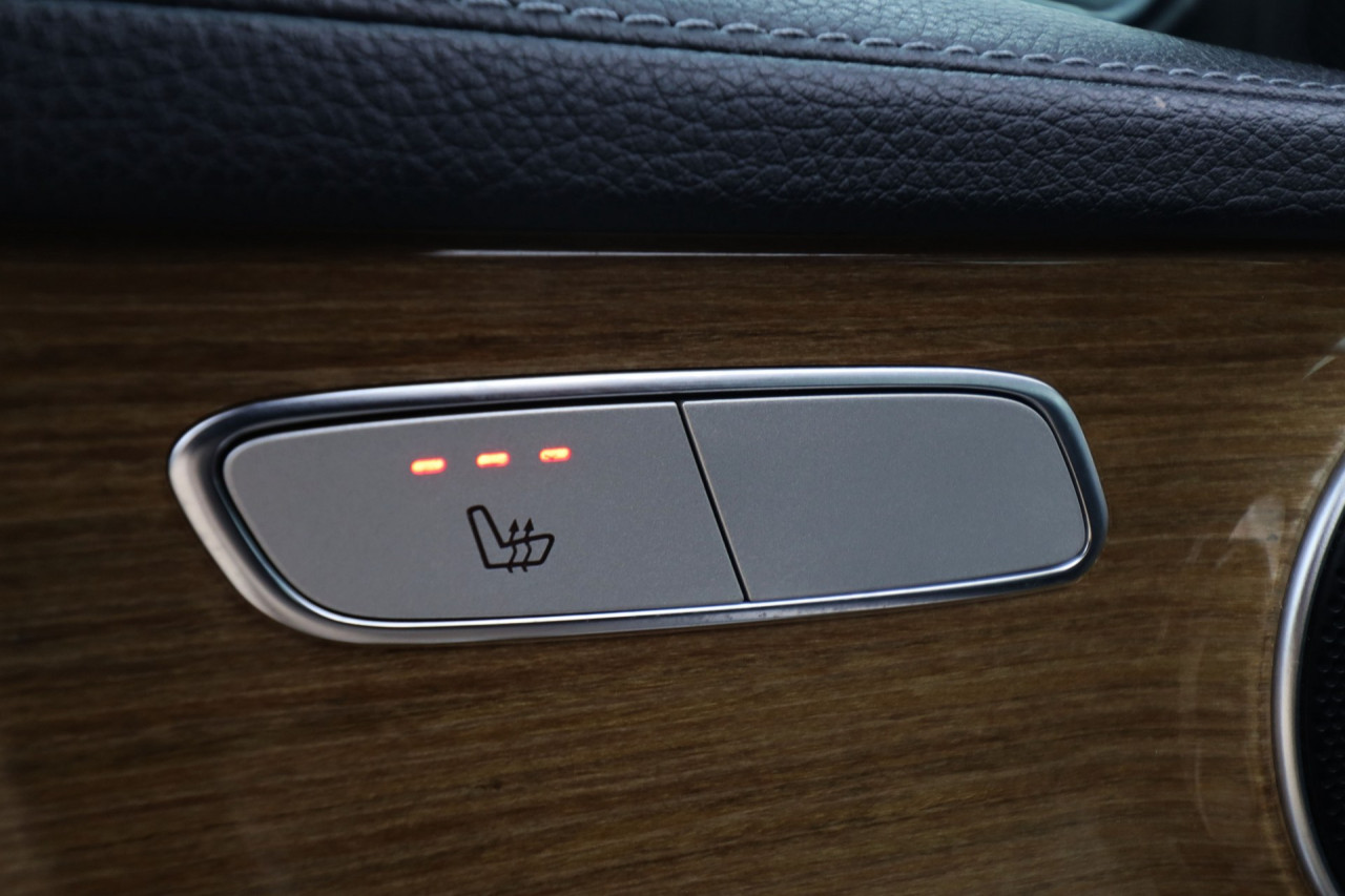 Mercedes-Benz C 220 D 4Matic Avantgarde FULL-LED el. Šiber