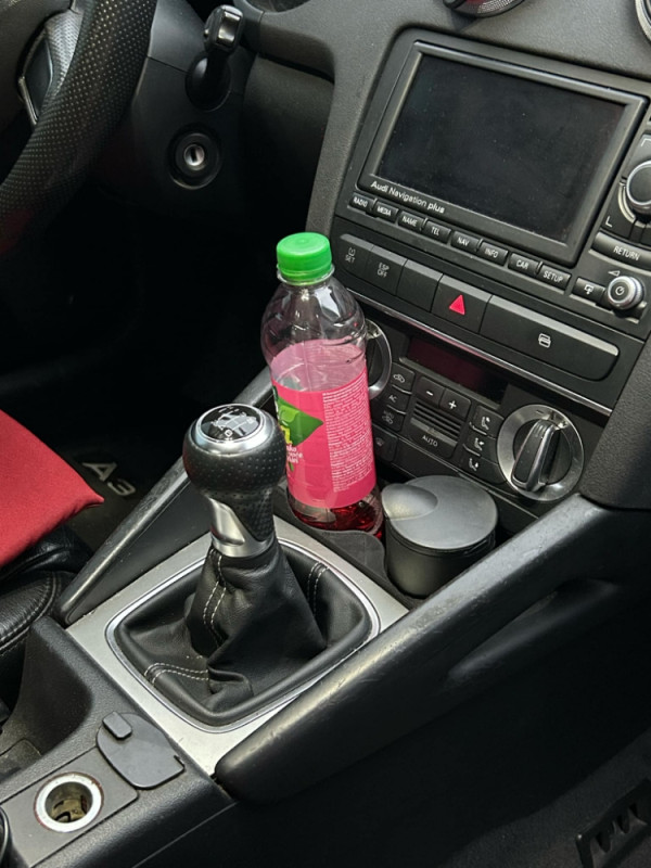 Cup holder Audi A3 S3 RS3 8P drzac za case