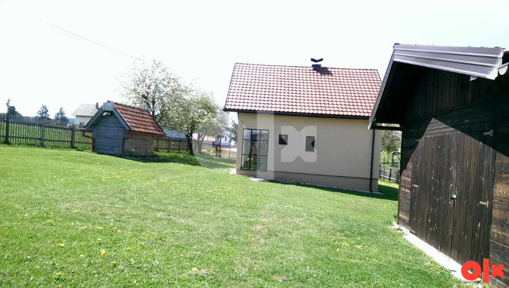 Vikendica Ravna Romanija na placu 889m2 11