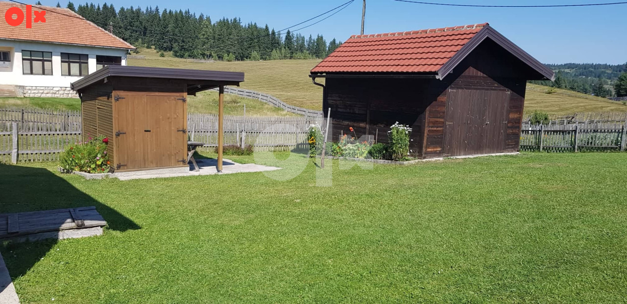 Vikendica Ravna Romanija na placu 889m2 12