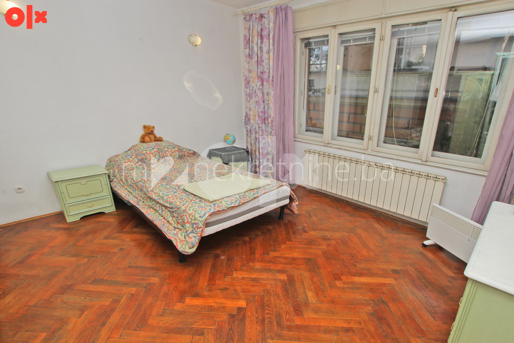 m2: Centar / Trosoban stan 86m2 / 1sp / parking 4