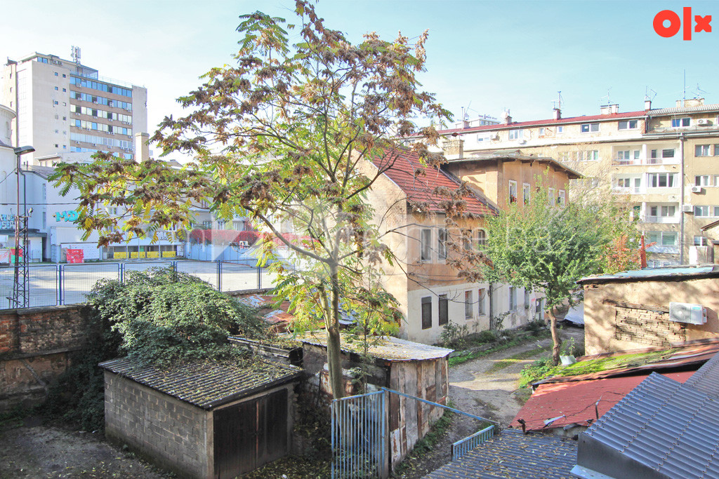 m2: Centar / Trosoban stan 86m2 / 1sp / parking 14