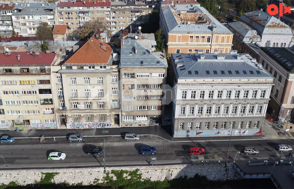 m2: Centar / Trosoban stan 86m2 / 1sp / parking 20