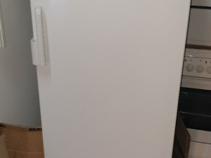 Zamrzivac laticar Bosch 270 lit. 6 lat. 155x60cn