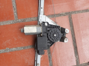 Podizac opel vectra b