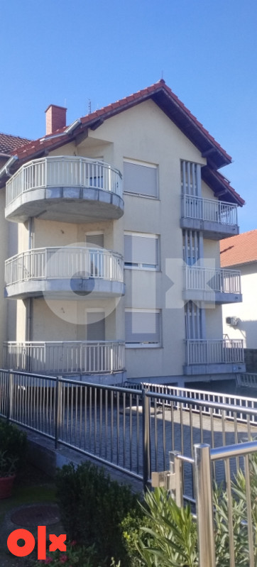 Prodaja stambenog objekta sa 6 odvojenih stanova 2