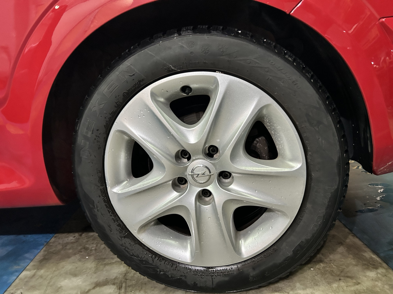 OPEL ASTRA GTC 1.6i, 2012 GODINA, KLIMA,TEMPOMAT