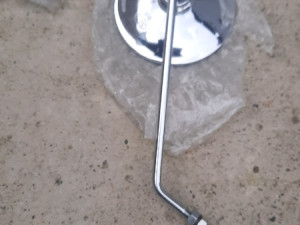 Lijevi retrovizori za motor