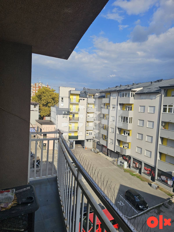 Stan u užem centru Brčkog 9