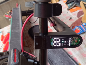 Električni romobil trotinet