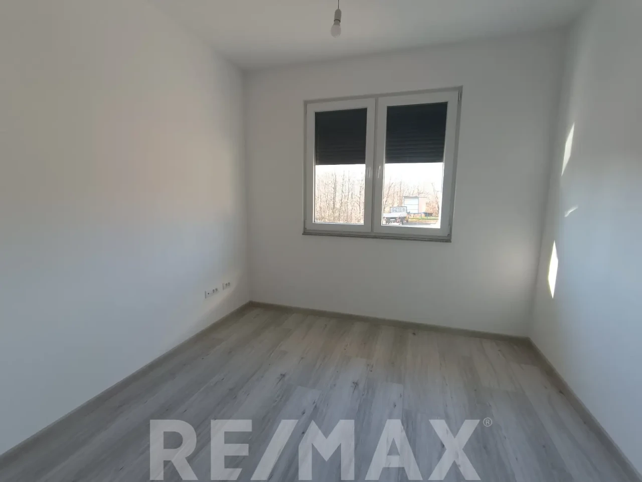 Novoizgrađena kuća 160m2 u Laktašima sa panoramskim pogledom 18