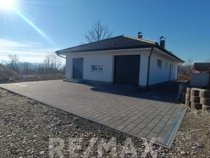 Novoizgrađena kuća 160m2 u Laktašima sa panoramskim pogledom photo 4