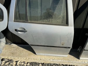 Golf 4 bora zadnja desna vrata karavan