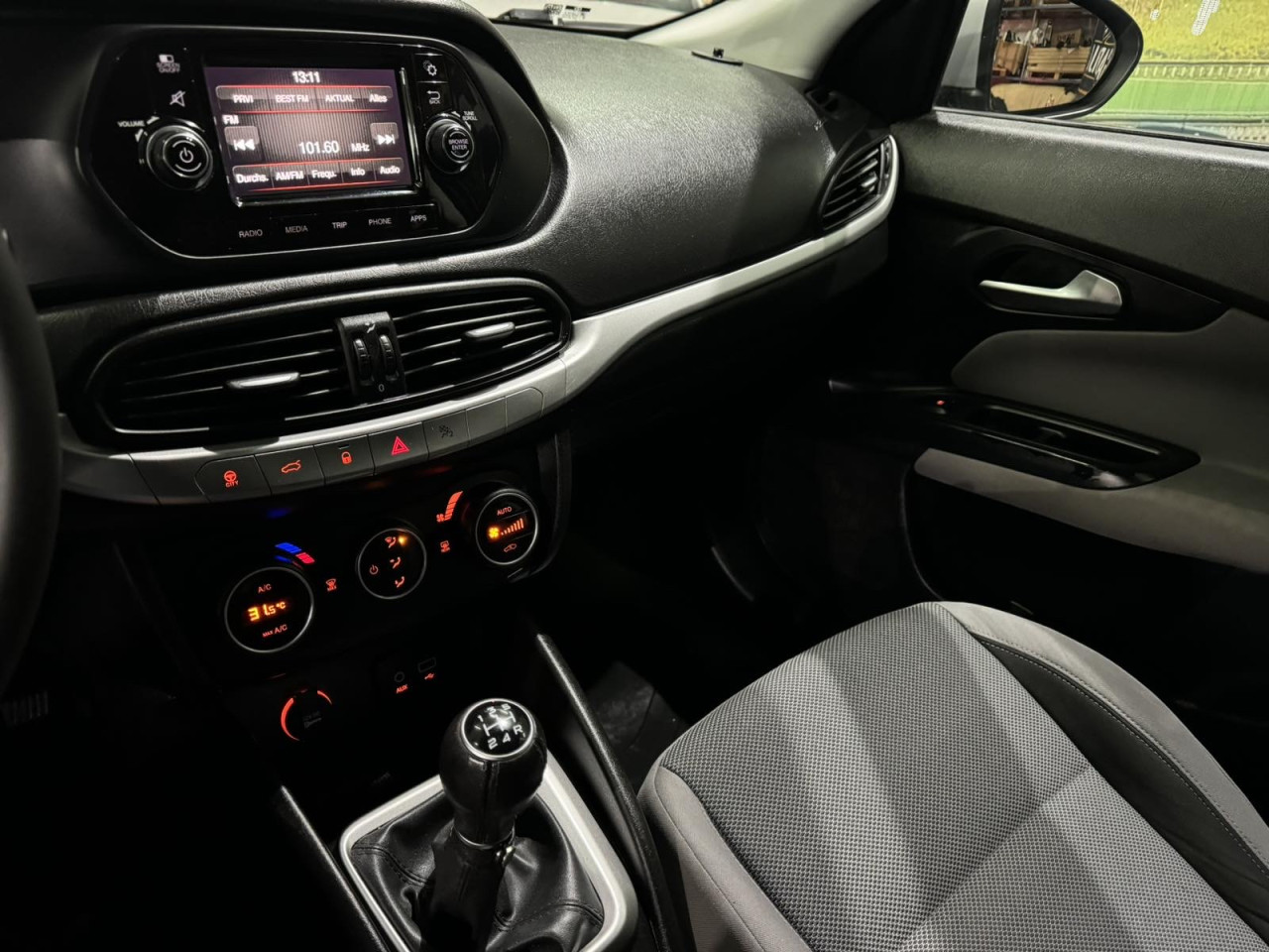 FIAT TIPO 1.3 mJET, 2016 GOD, PARKING SENZORI, KLIMA