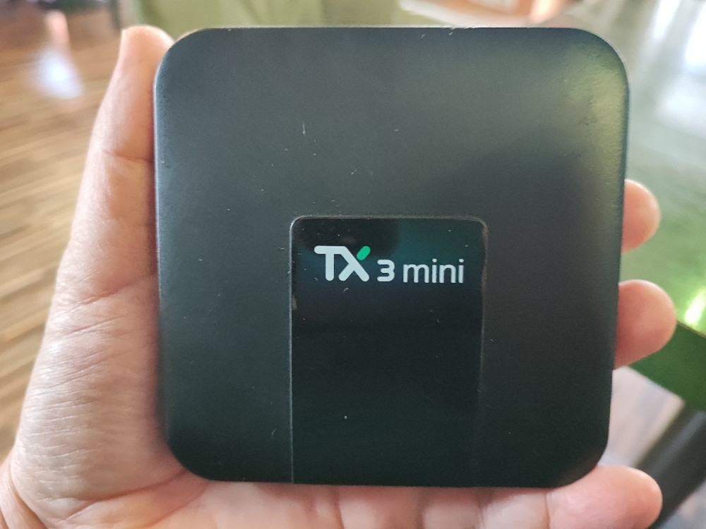 Box Amlogic TX3 mini+Eon Premium godina
