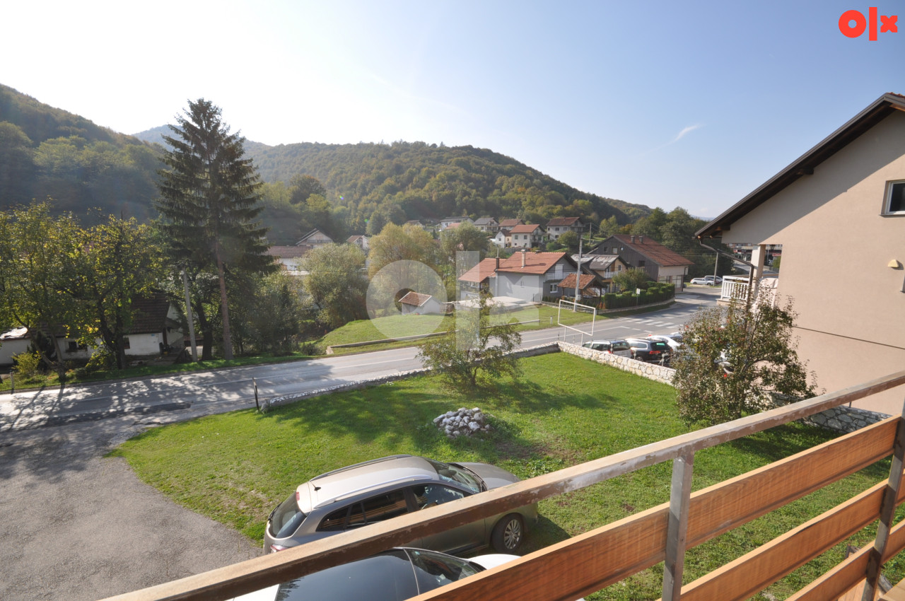 Kuća sa okućnicom  Kiseljak 19