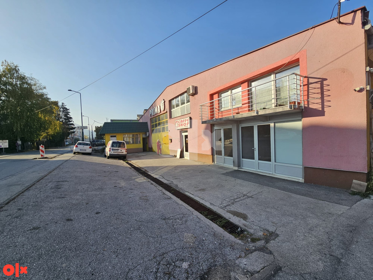 AKCIJA!! Poslovni prostor u prizemlju 18 m2- Ilidža - do ceste