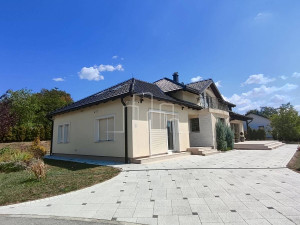 Luksuzna Vila Istočno Sarajevo Prodaja