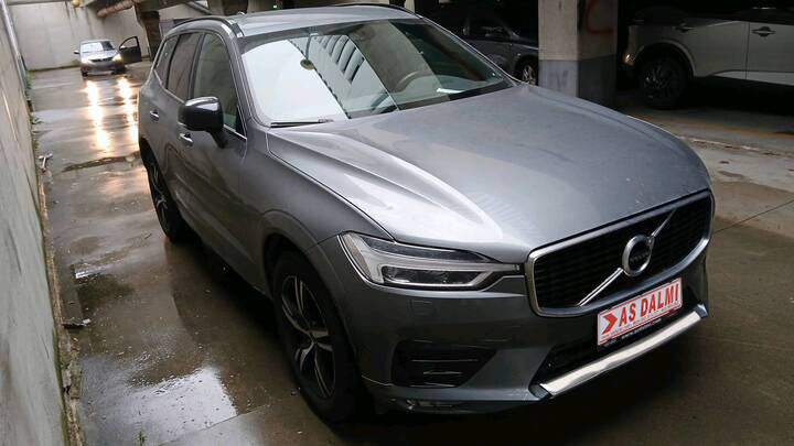Volvo XC60 2.0 B4 AWD Geartronic 3xR-Design LED VIRT Kamera ACC