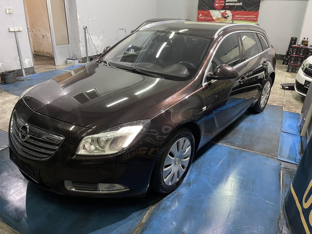 OPEL INSIGNIA 2.0 CDTI 4x4 EDITION, 2010 GOD, XENONI,