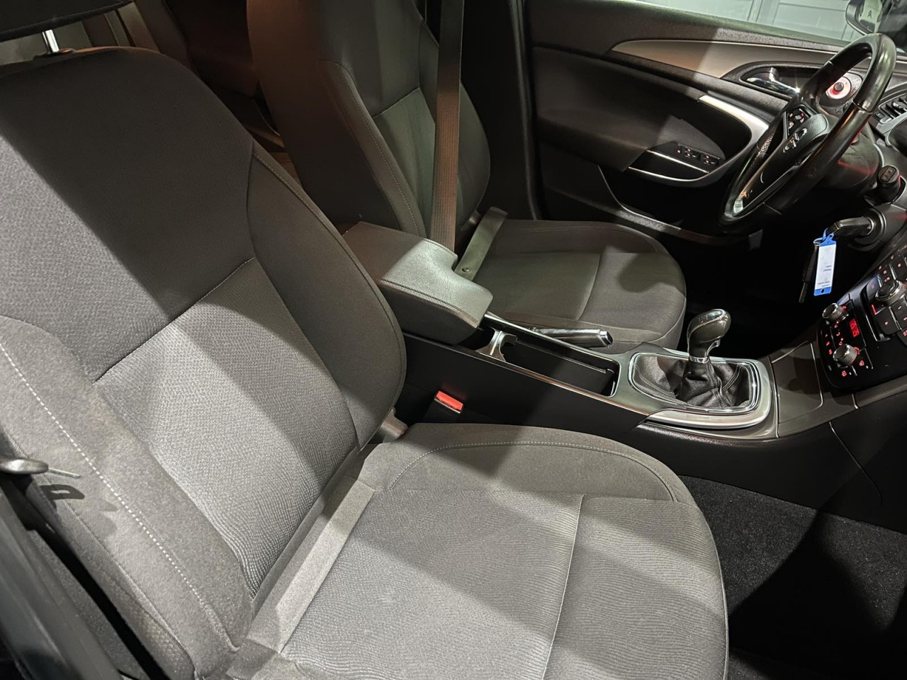 OPEL INSIGNIA 2.0 CDTI 4x4 EDITION, 2010 GOD, XENONI,