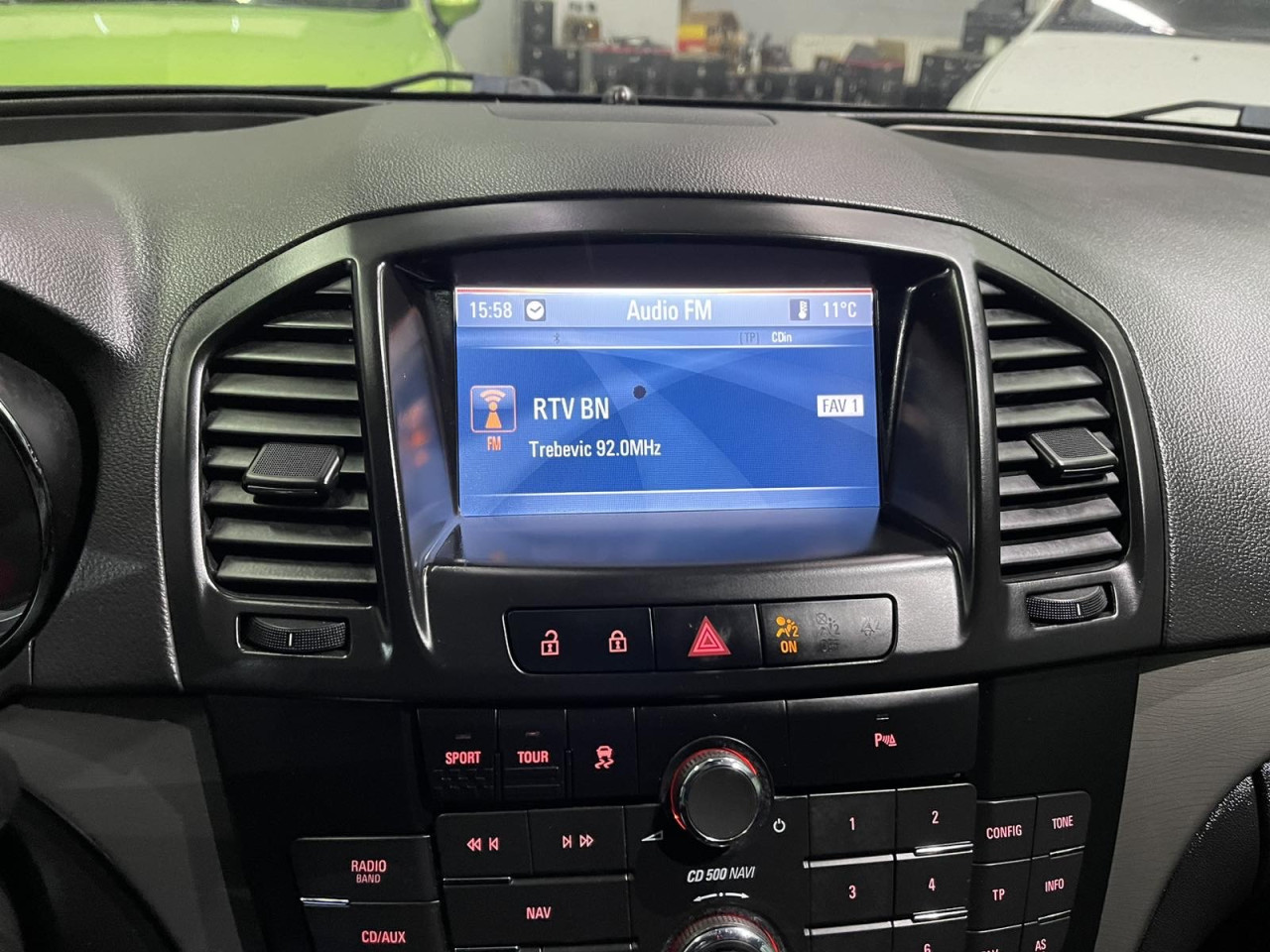 OPEL INSIGNIA 2.0 CDTI 4x4 EDITION, 2010 GOD, XENONI,