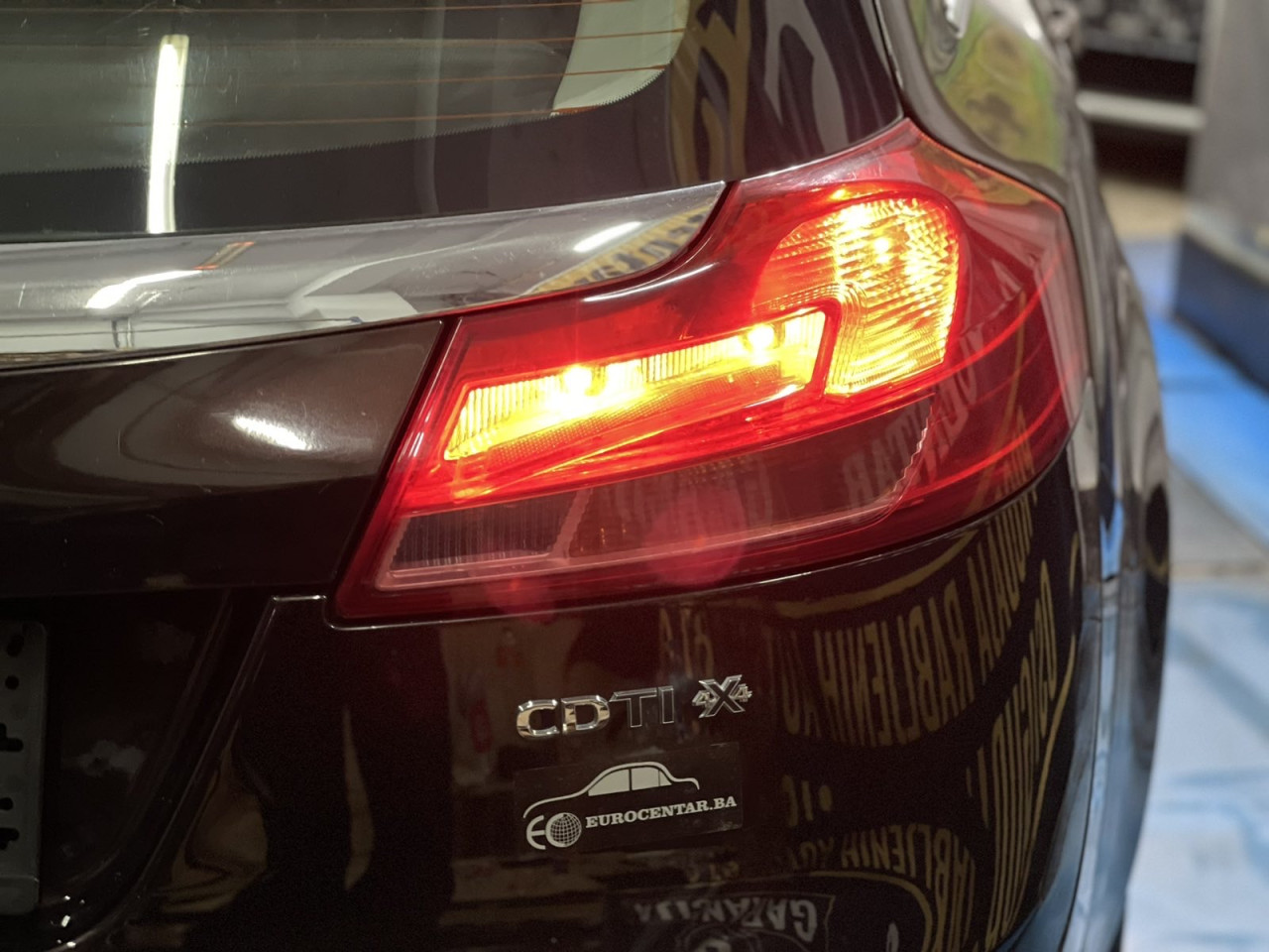 OPEL INSIGNIA 2.0 CDTI 4x4 EDITION, 2010 GOD, XENONI,