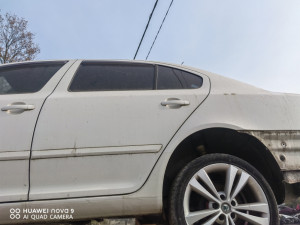 Škoda Oktavia zadnja lijeva vrata