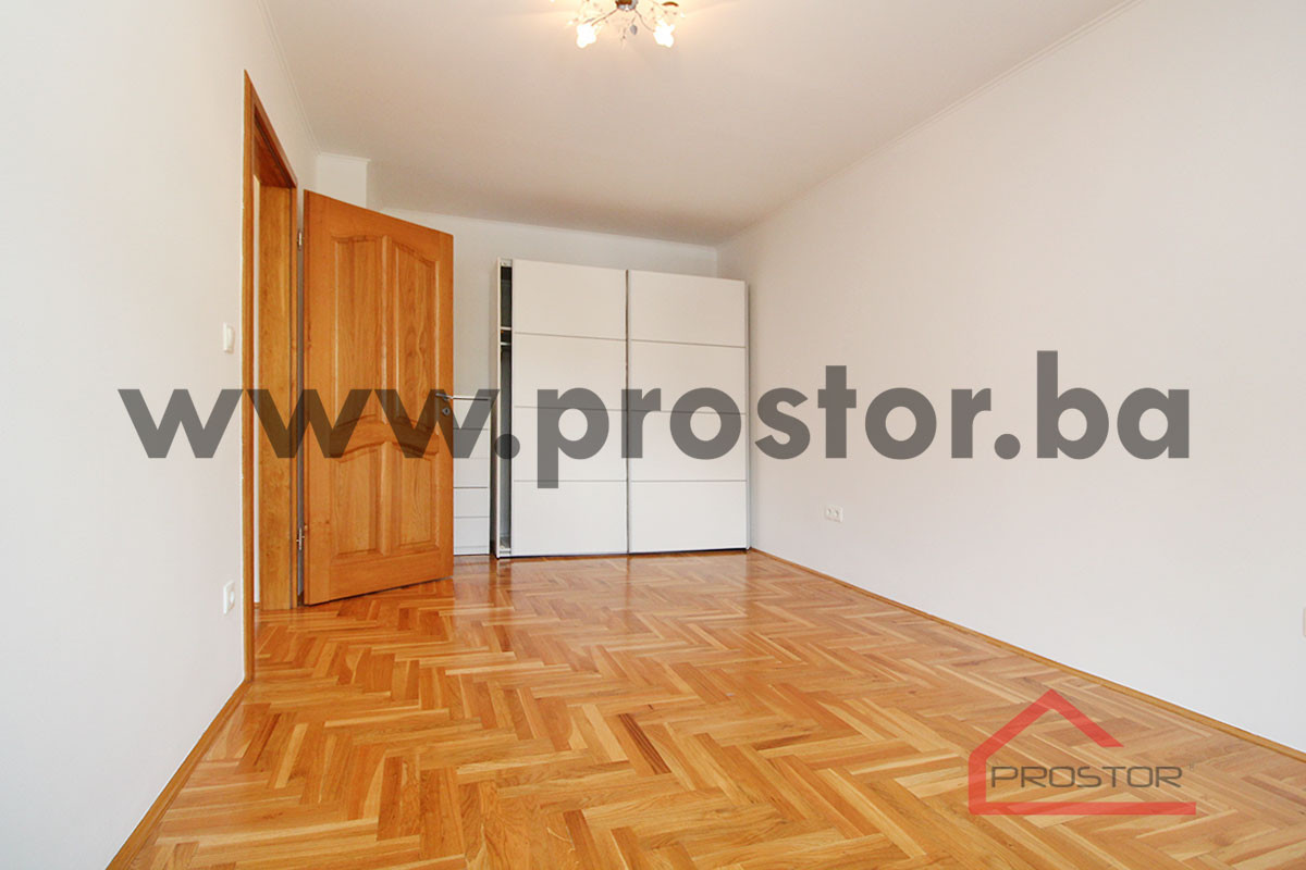 PROSTOR izdaje: Trosoban stan, Grbavica - Ansicht 6