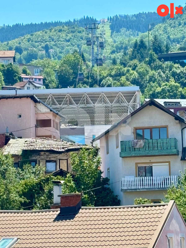 Luksuzan, prostran stan, sa pogledom na Viječnicu 9