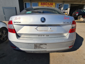 Zadnja hauba/gepek | ŠKODA OCTAVIA 2016-2019