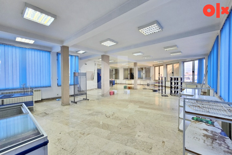 Poslovni objekat na vrlo frekventnoj lokaciji, Ilidža 9