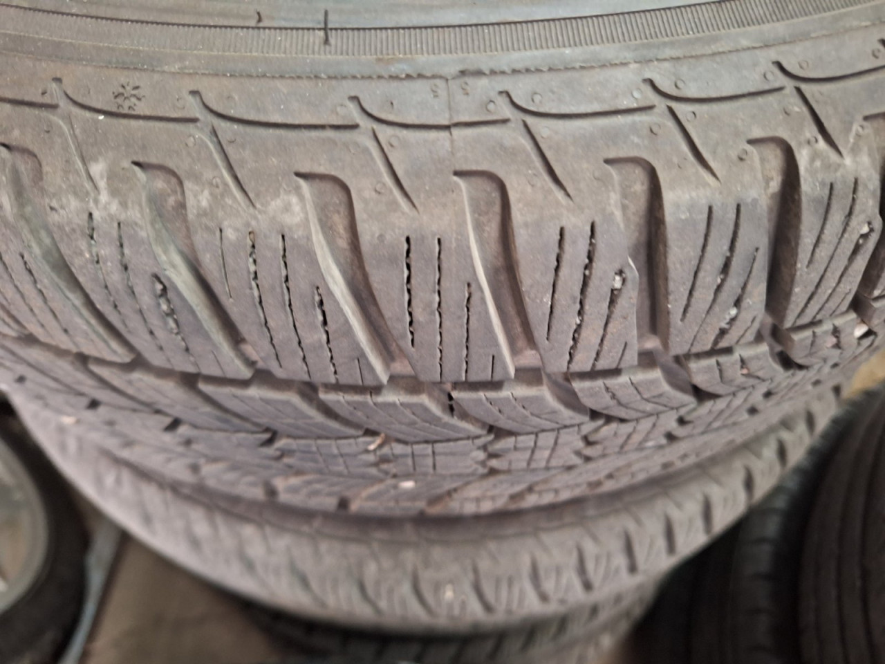 Felge VW MonteCarlo 17" + gume Sava UHP2
