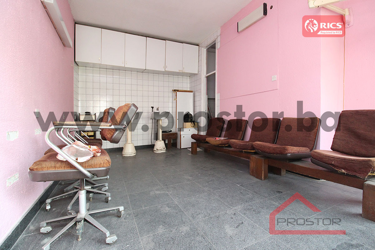 PROSTOR prodaje: Poslovni prostor, 34m2, Koševsko brdo 3