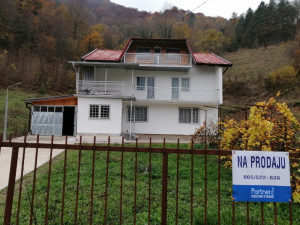 Kuća Jajce Plivsko jezero cca 240m2