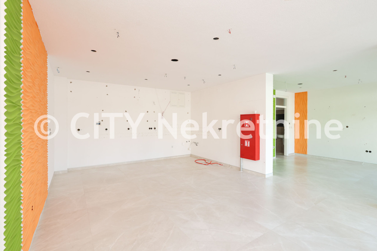 Poslovni prostor - Centar - Šip - 55 m2 3