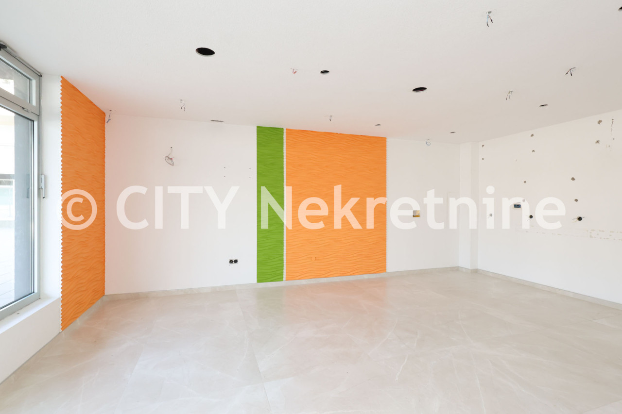 Poslovni prostor - Centar - Šip - 55 m2 4