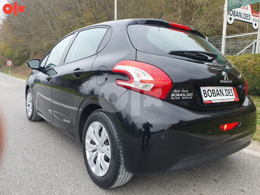 Peugeot 208 1.2/60KW*2014god*NAVIGACIJA*KLIMA