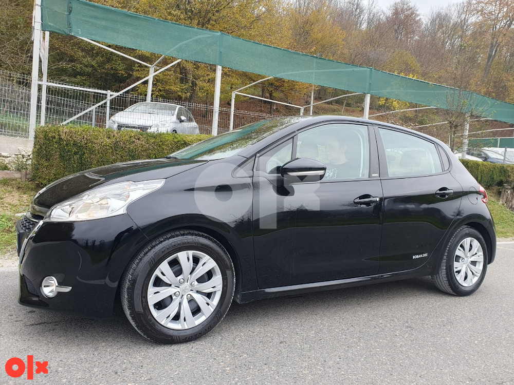 Peugeot 208 1.2/60KW*2014god*NAVIGACIJA*KLIMA