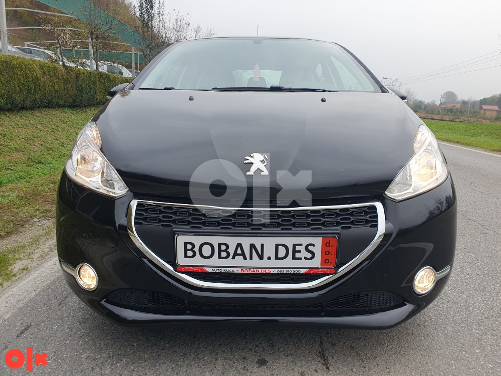 Peugeot 208 1.2/60KW*2014god*NAVIGACIJA*KLIMA